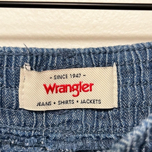 WRANGLER Lightweight Shorty Chambray Bareback Drawstring Pull On Shorts XS - Picture 3 of 9